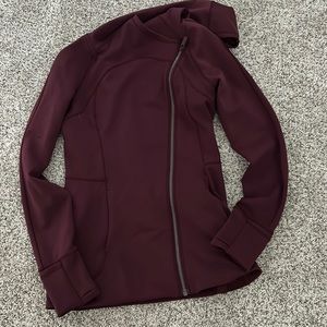 Lululemon burgundy zip up jacket.